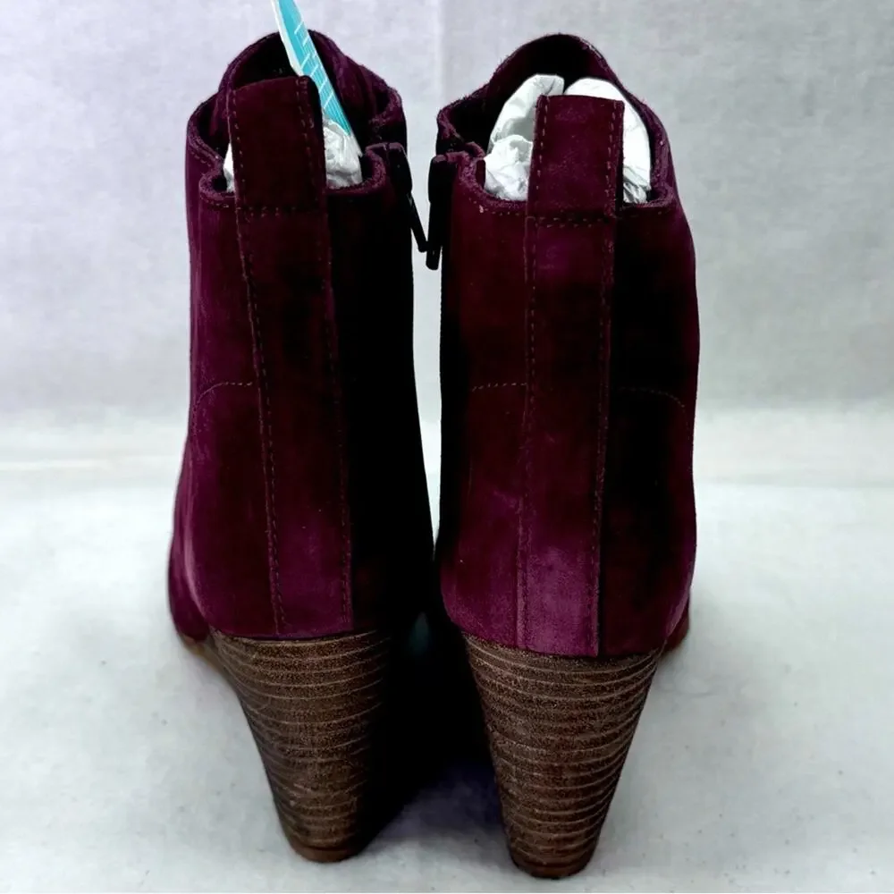 NWT Diba Blake Suede Bootie size 7 Burgundy Ankle Boot Wedges Stitch Fix